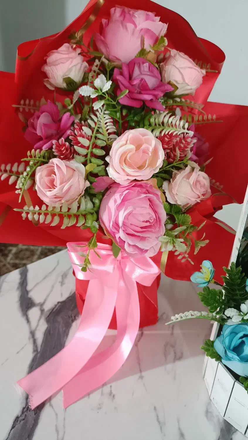 گل .|گل مصنوعی|همدان, |دیوار