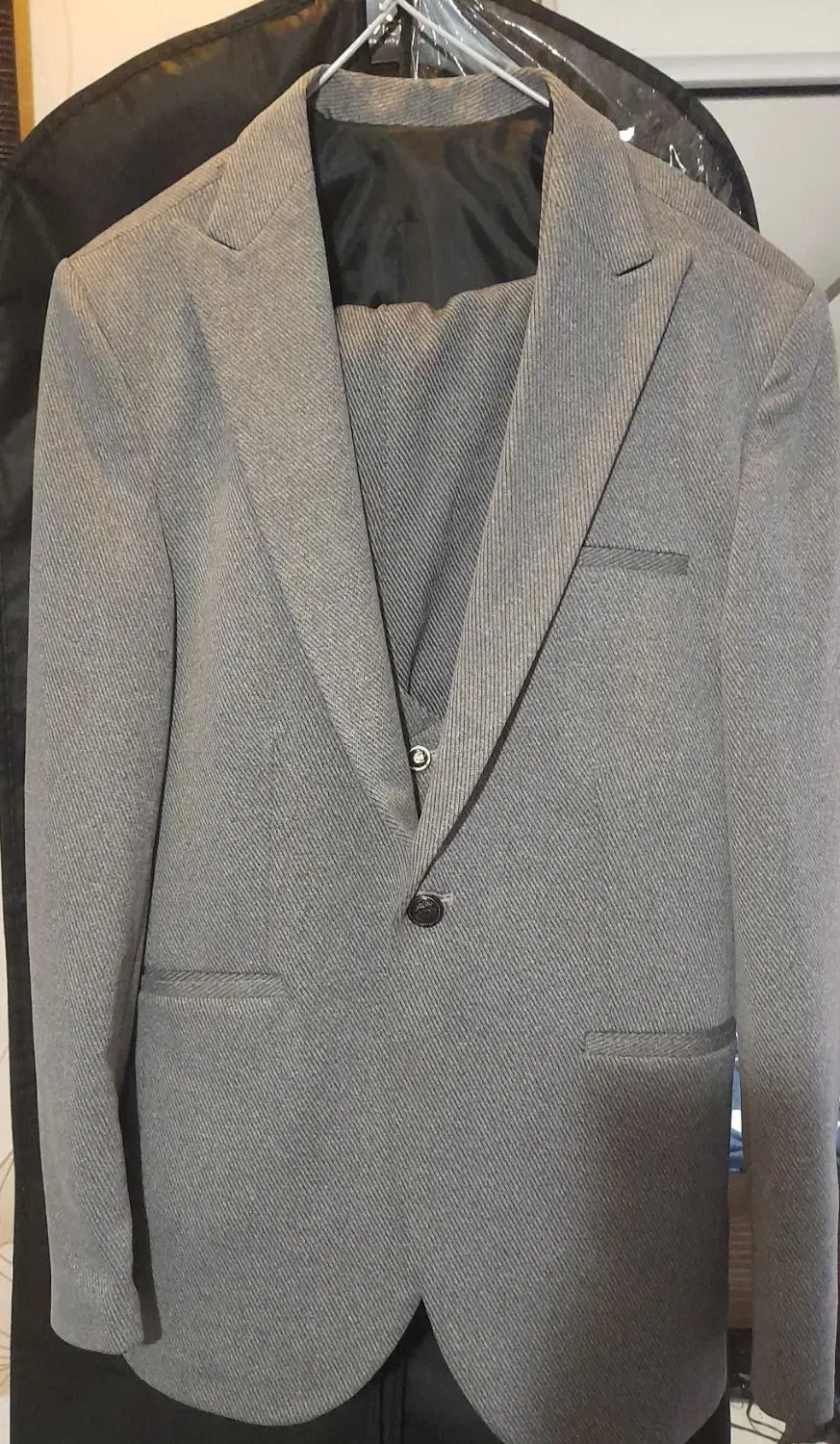 فروش فوری کت شلواروجلیقه|لباس|رشت, جهاد|دیوار