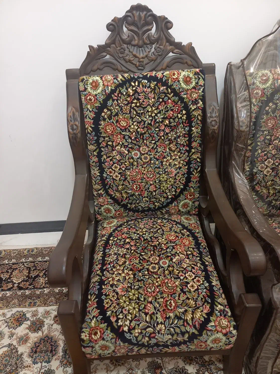 مبل قالی چوب راش|مبلمان خانگی و میز عسلی|کرمان, |دیوار