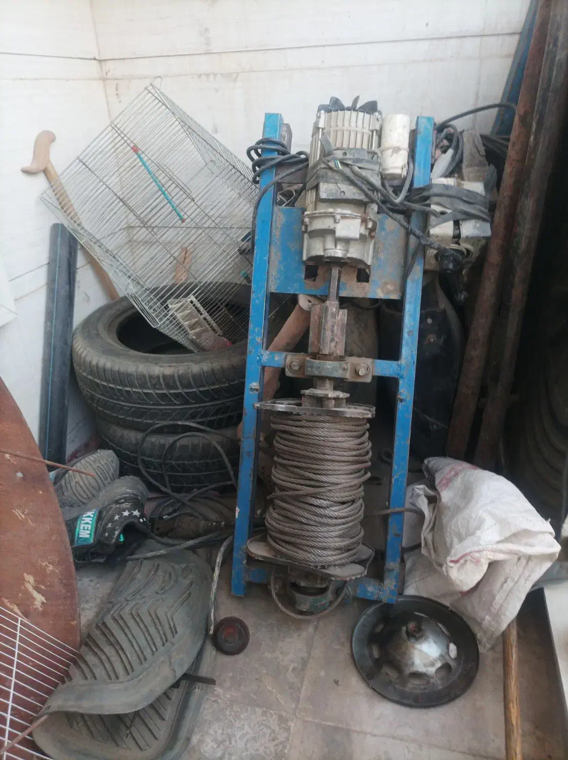 بالابر وینچ|ماشینآلات صنعتی|همدان, |دیوار