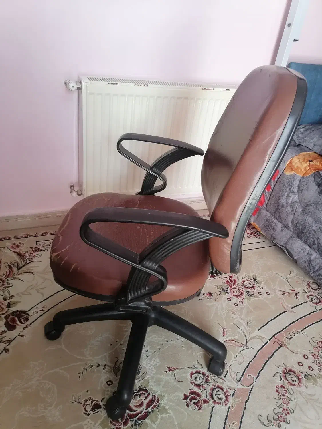 صندلی چرخان جک دار|مبلمان اداری|بجنورد, |دیوار