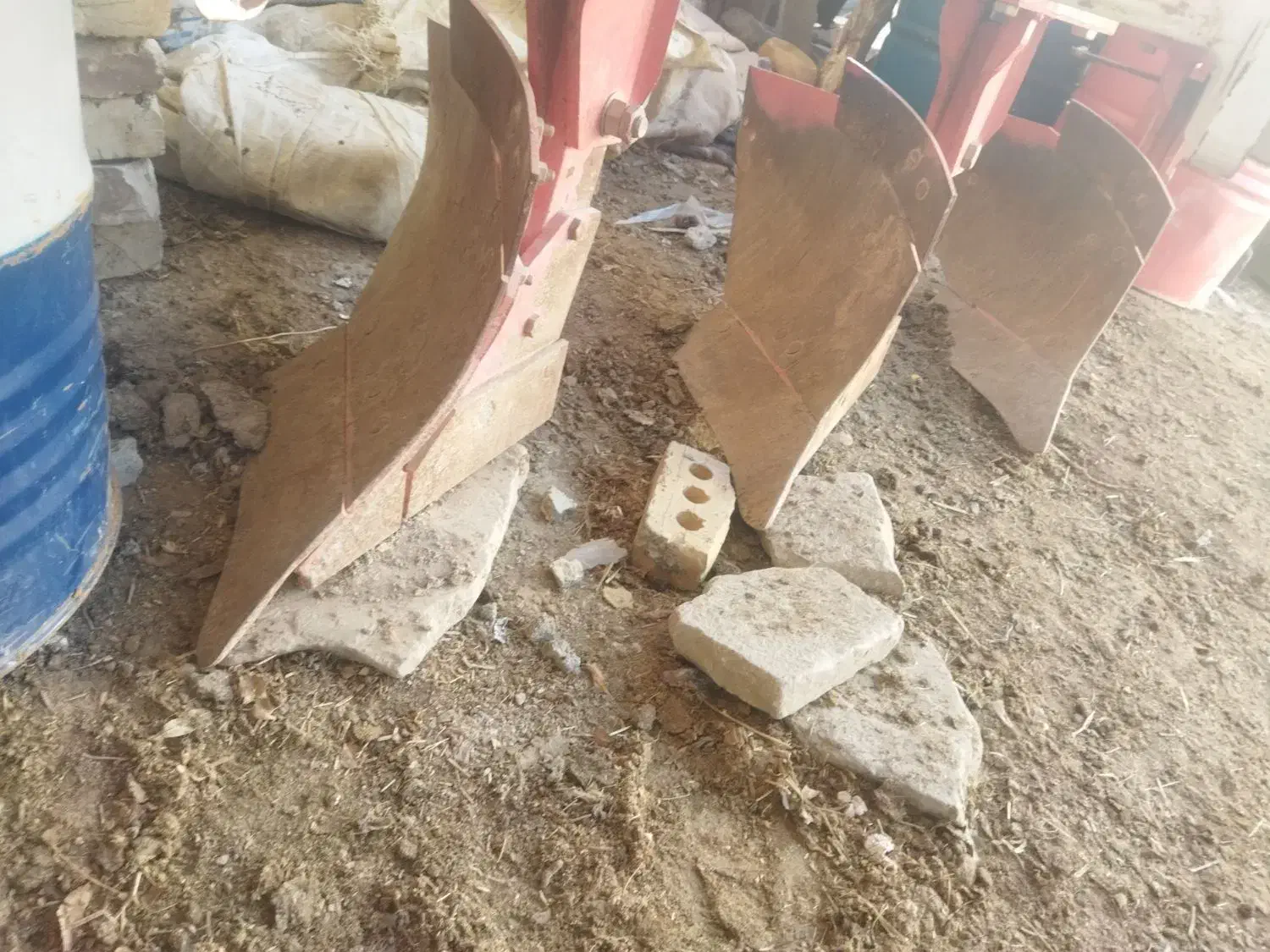 گاو آهن|ماشین‌آلات صنعتی|قوچان, |دیوار