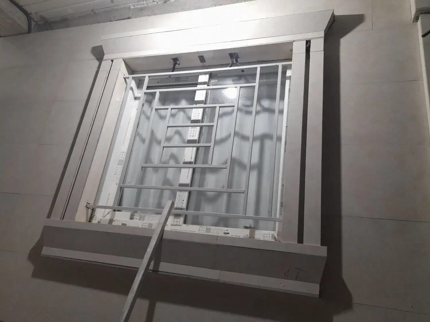 اوستا کاشی سرامیک|خدمات پیشه و مهارت|آزادشهر, |دیوار