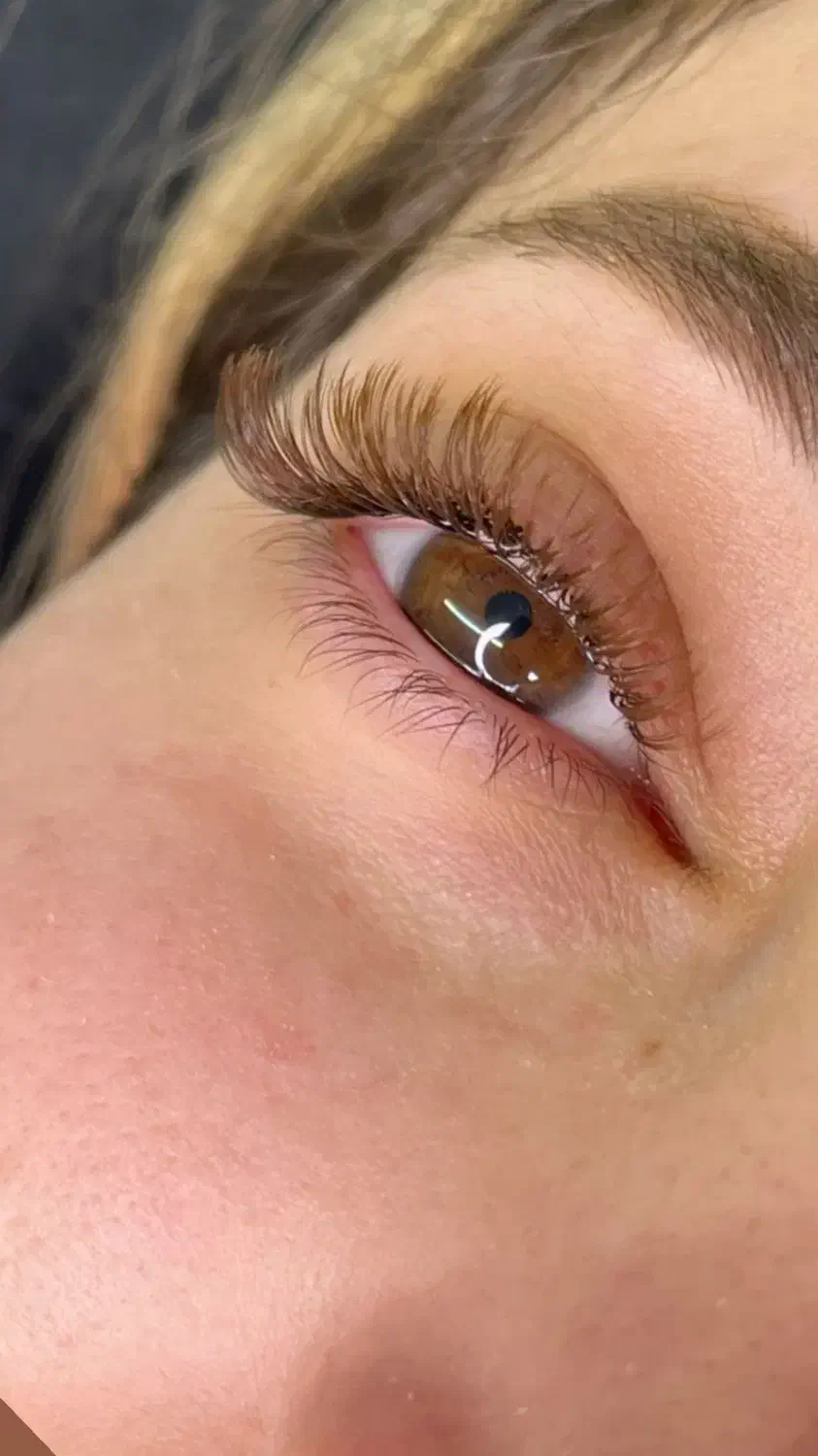 اکستنشن مژه فقط با ۱۵۰ تومان|خدمات آرایشگری و زیبایی|شاهین‌شهر, حافظ جنوبی|دیوار