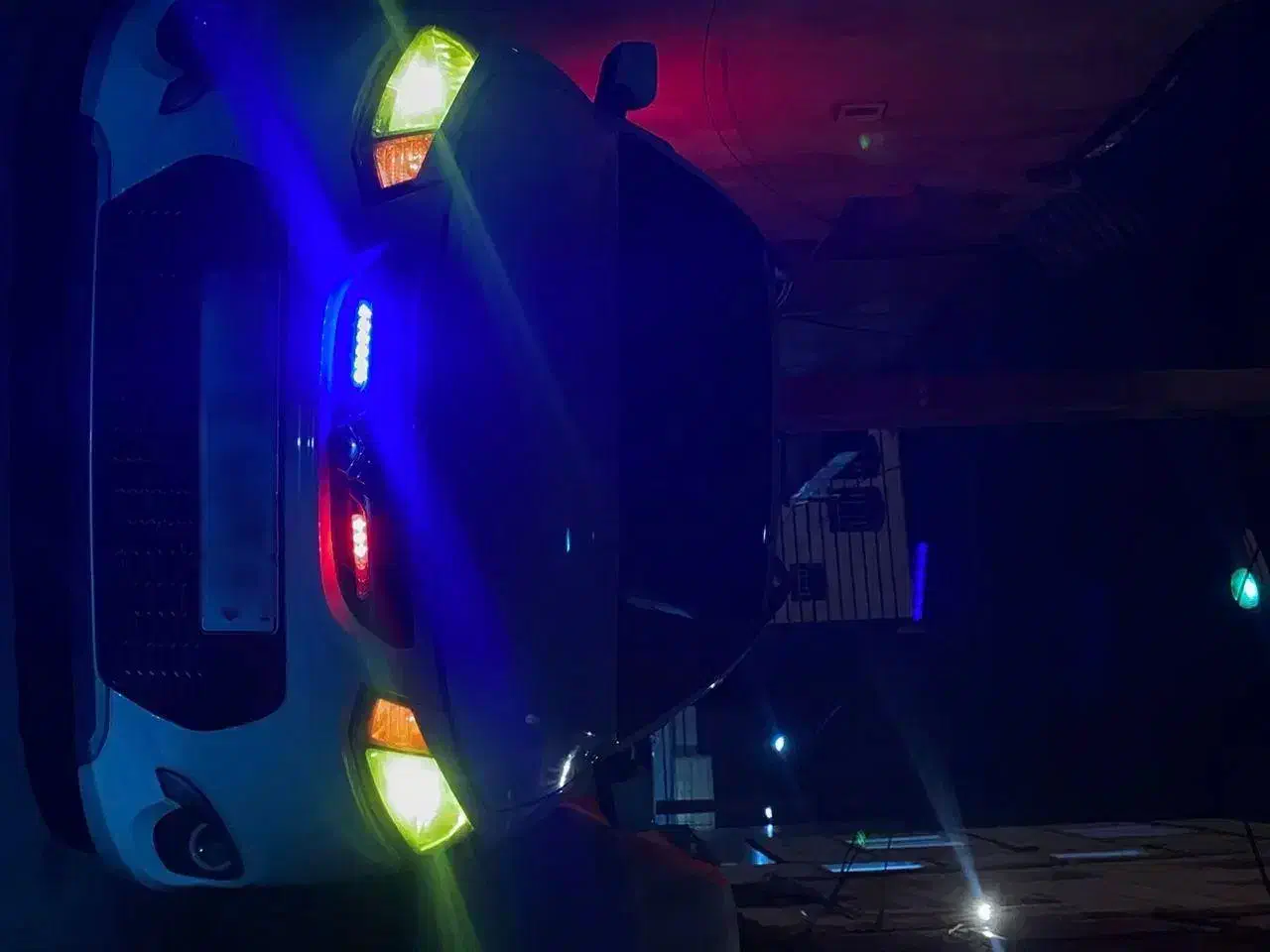 کوییک مدل۹۸|خودرو سواری و وانت|بهارستان, |دیوار