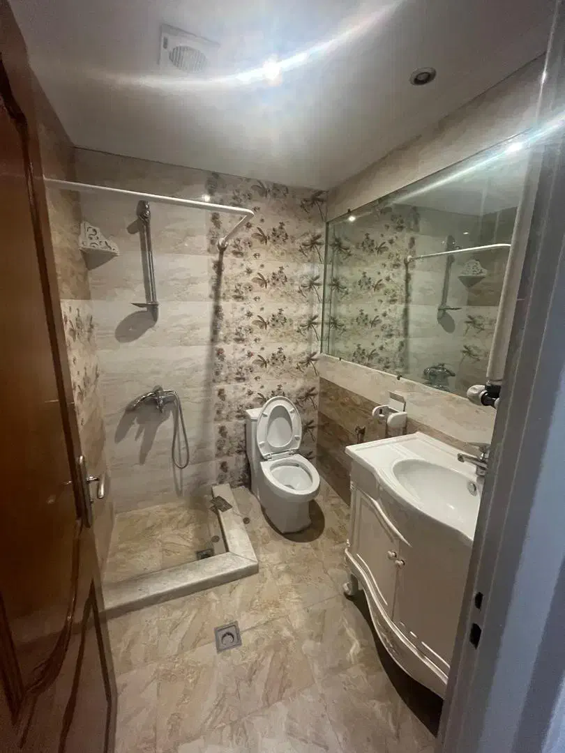 ۲۲۰متر /آجودانیه/۴خواب/بازسازی شده/۲پارکینگ|اجارهٔ آپارتمان|تهران, آجودانیه|دیوار