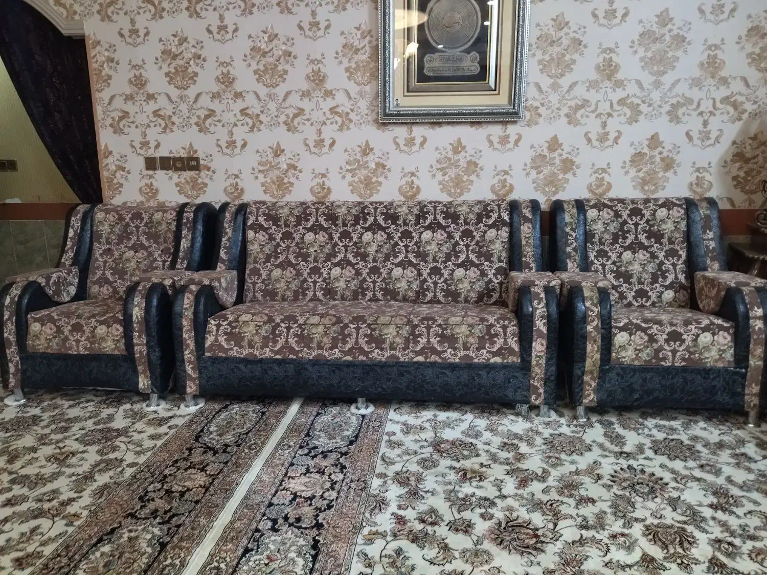 مبل ۷ نفره|مبلمان خانگی و میز عسلی|فریمان, |دیوار