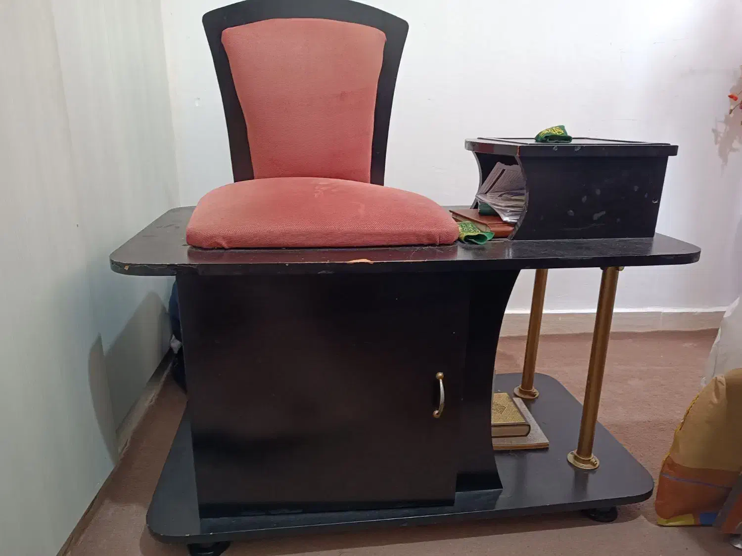 میز تلفن|میز تلفن|گرگان, |دیوار