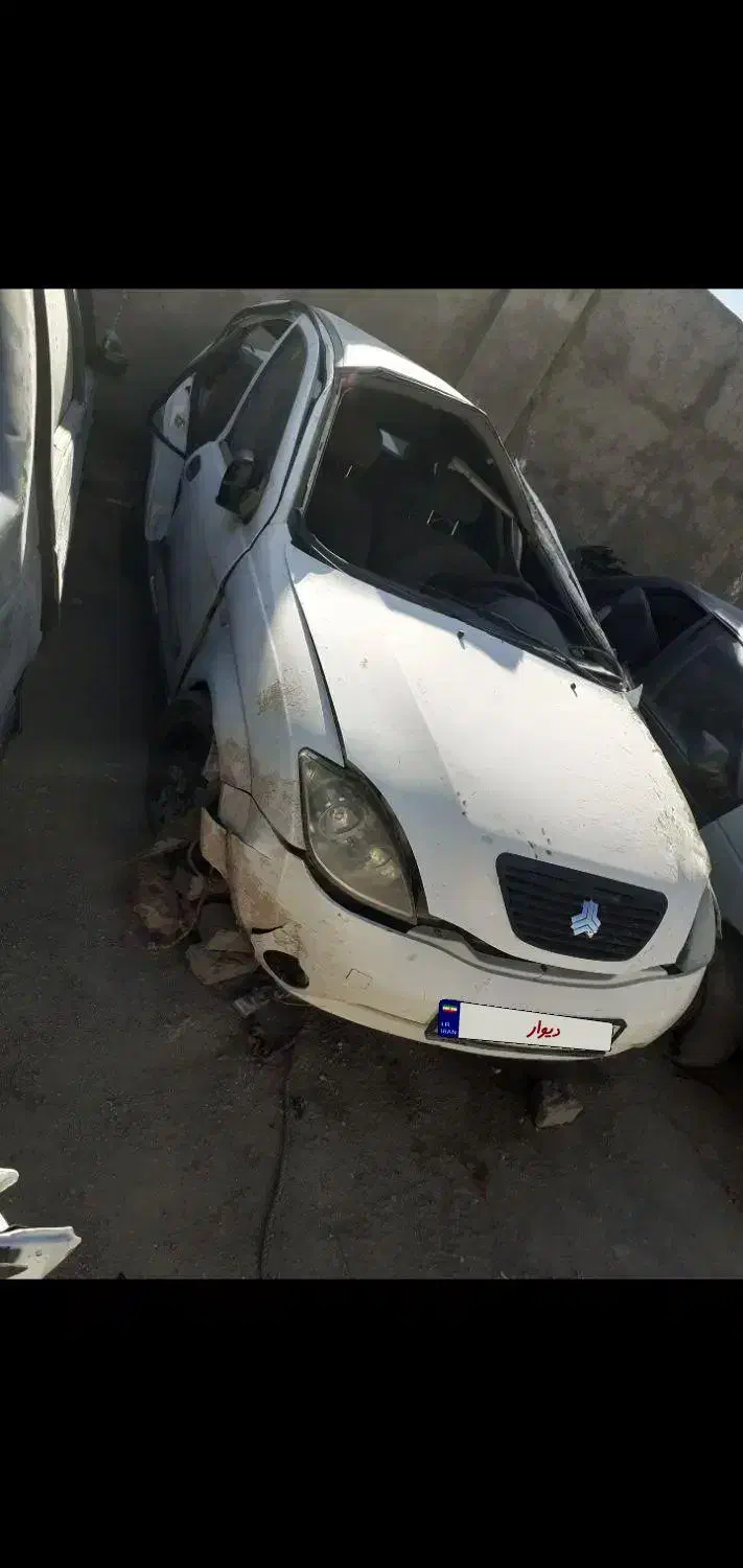 تیبا۹۴بیرنگ شاسی سالم تصادفی|خودرو سواری و وانت|بروجرد, |دیوار