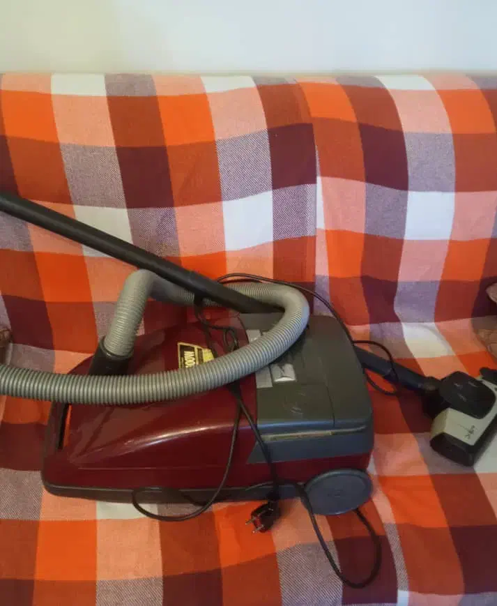 جاروبرقی ناسیونال 1400 وات|جاروبرقی، جارو شارژی، بخارشو|اصفهان, ناژوان|دیوار