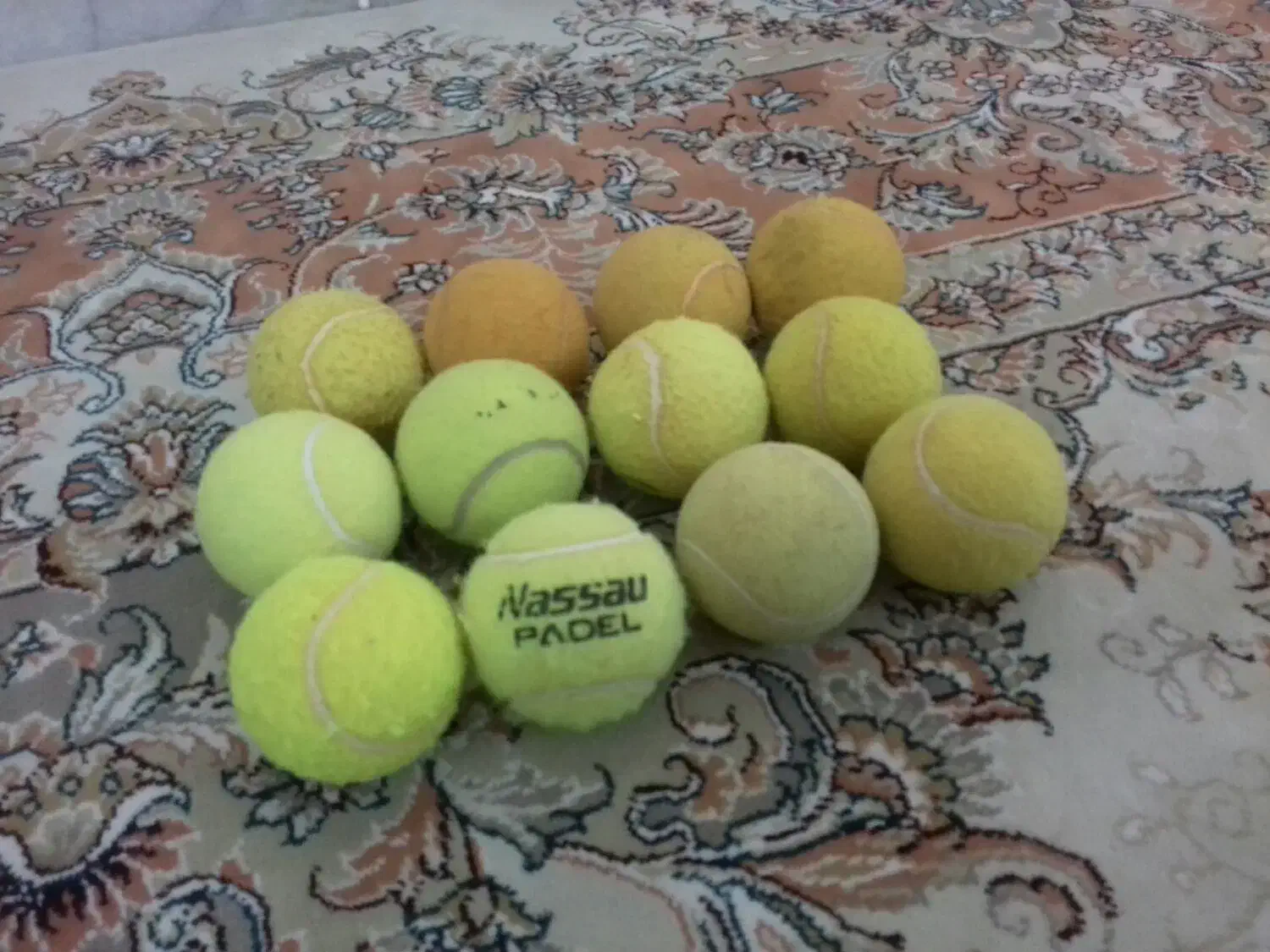 توپ تنیس در حد|تجهیزات ورزشی|مشهد, یوسفیه (شهرک غرب)|دیوار