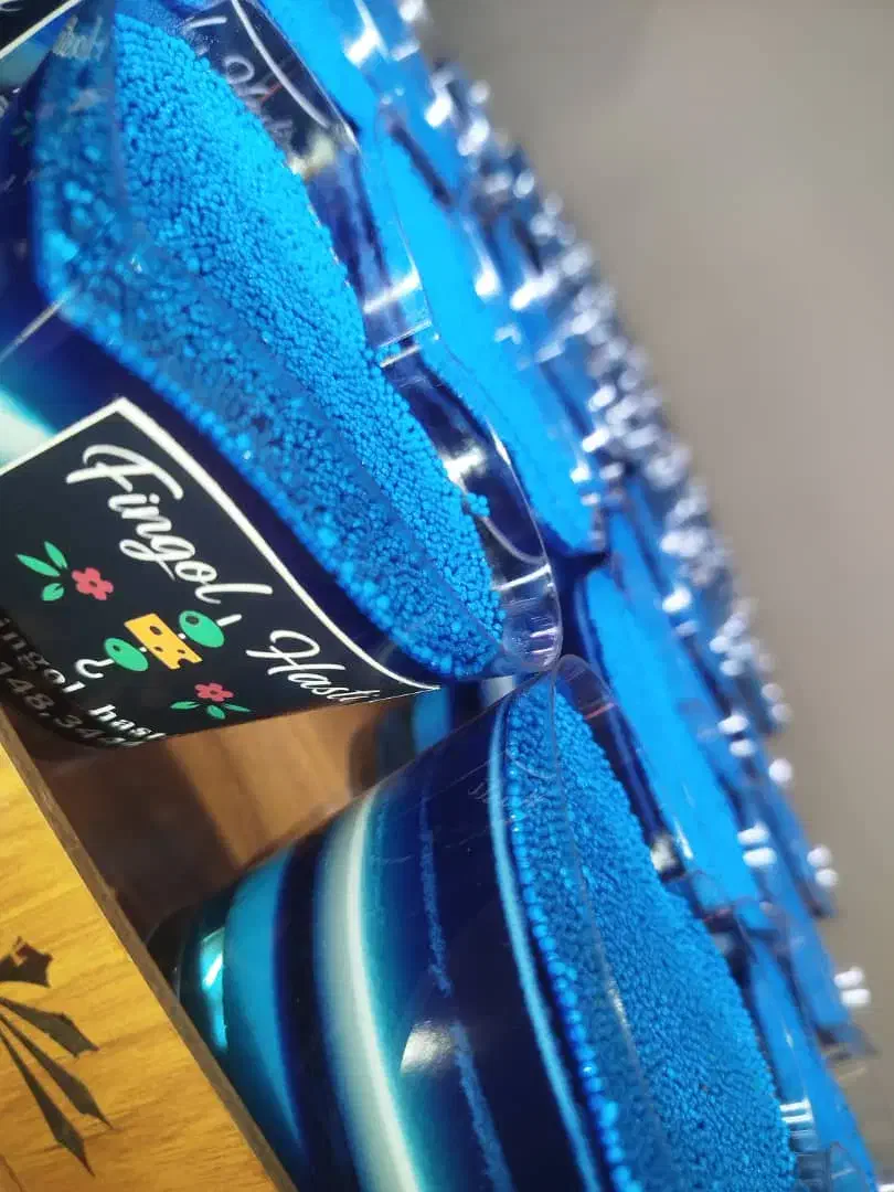 فینگل هستی (غذاها. دسرها و سالادها) کیلویی و شاتی)|خوردنی و آشامیدنی|تهران, نیکنام|دیوار