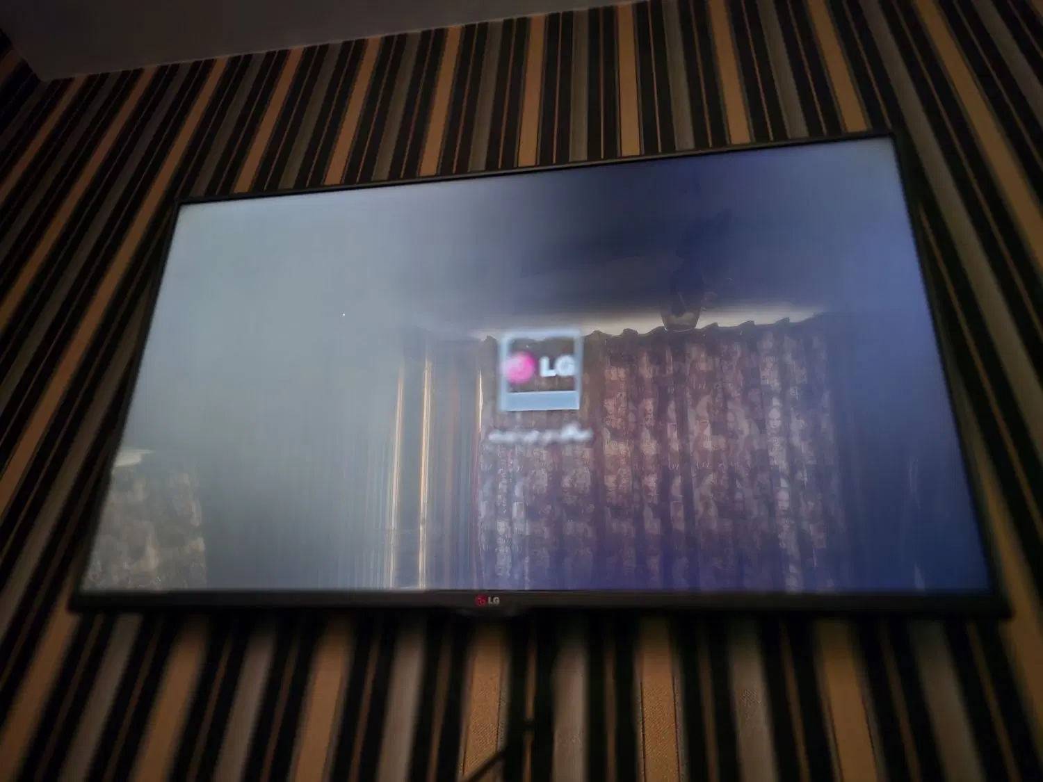 TV LG LED|تلویزیون و پروژکتور|اراک, |دیوار