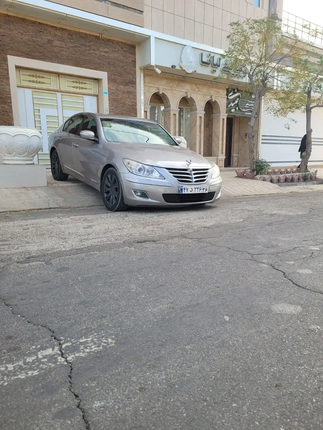 جنسیس سدان 2011 فول vip نقد و قسط|خودرو سواری و وانت|بردسکن, |دیوار