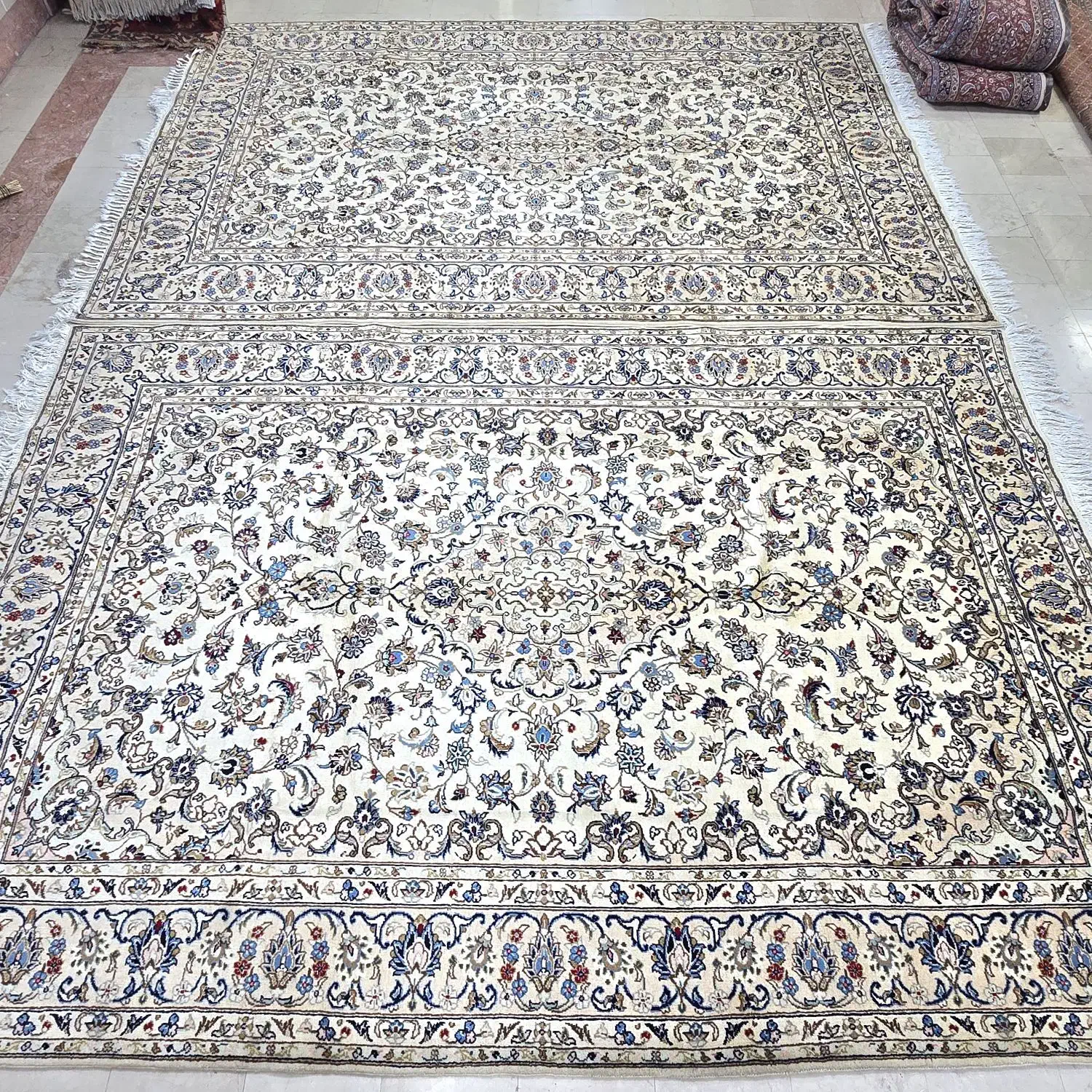 جفت ۹متری و تک ۶متری و کناره اردکان   همه‌یکشکل|فرش|تهران, شیراز|دیوار