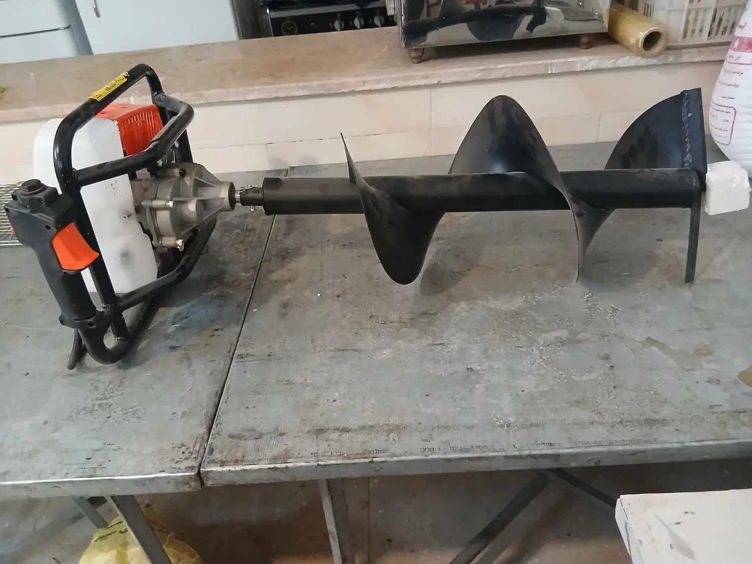 چاله کن|خدمات باغبانی و درختکاری|مشهد, دوست آباد|دیوار