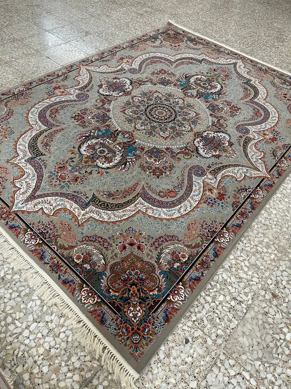 فرش طرح آریا هزار شانه سنگین وزن با تراکم 3000|فرش|تهران, شهرک شریعتی|دیوار