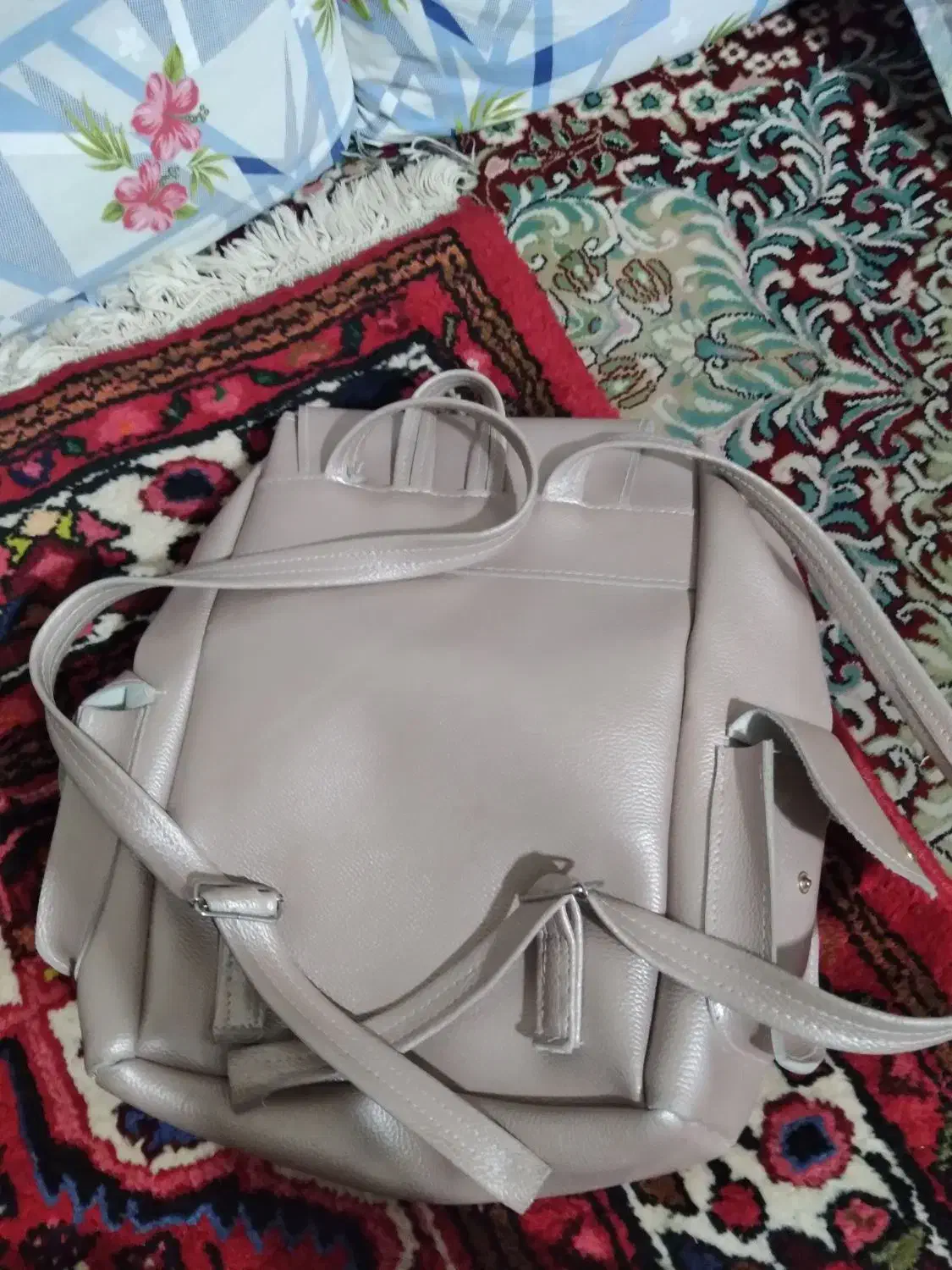 کیف مدرسه|کیف، کفش، کمربند|همدان, |دیوار