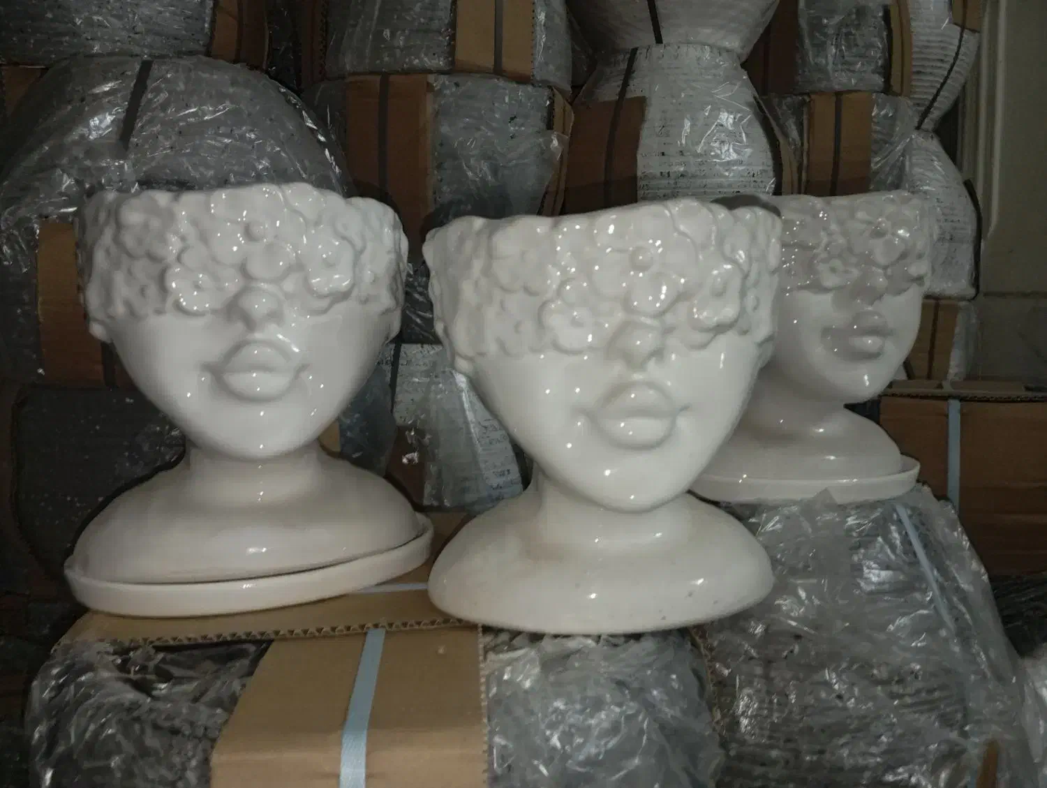 بورس انواع گلدان های سفال و سرامیک|گل و گیاه طبیعی|نی‌ریز, |دیوار