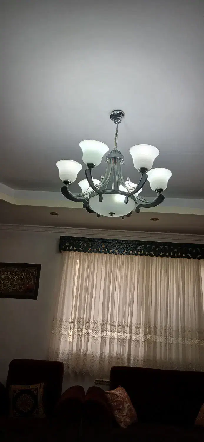 لوستر ۵ شاخه و ۳ شاخه|لوستر و چراغ آویز|رشت, چمارسرا|دیوار