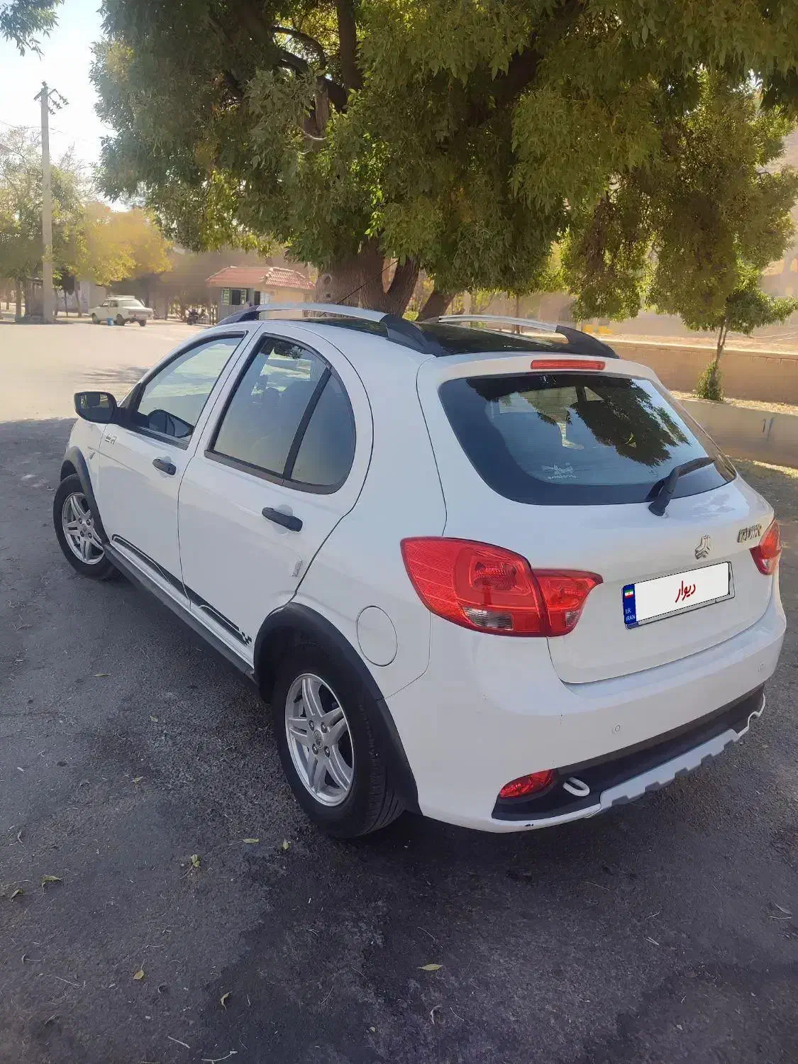 کوئیک آر مدل 1401 دریچه گاز سیمی|خودرو سواری و وانت|شیراز, داریون|دیوار