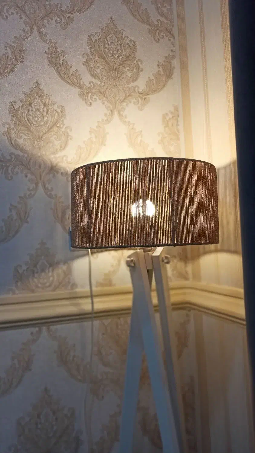 آباژور کنارمبلی رافیـا|چراغ خواب و آباژور|رامهرمز, |دیوار