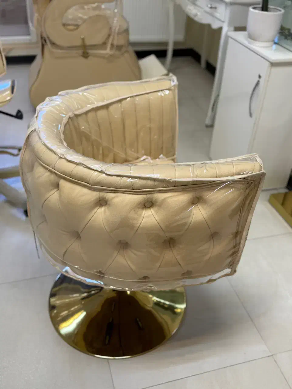 تجهیزات سالن زیبایی|آرایشگاه و سالن‌های زیبایی|شهریار, شهریار|دیوار