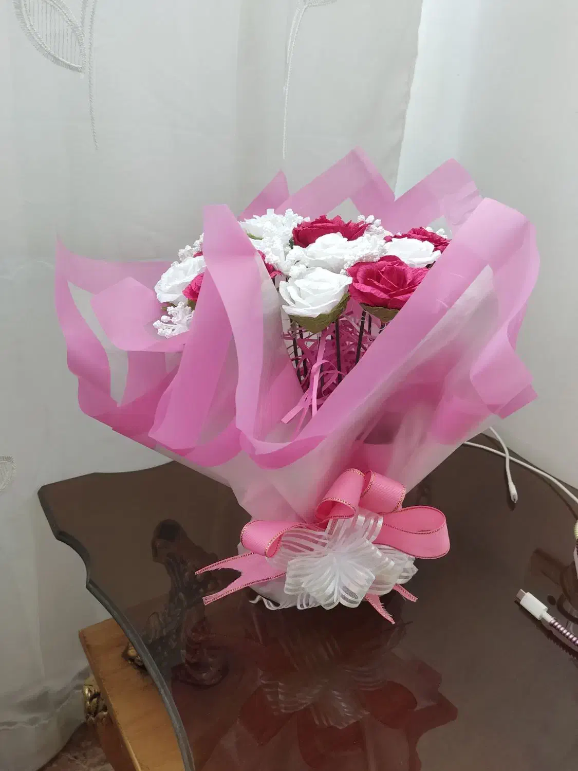 دسته گل رومیزی|گل مصنوعی|شهرکرد, |دیوار