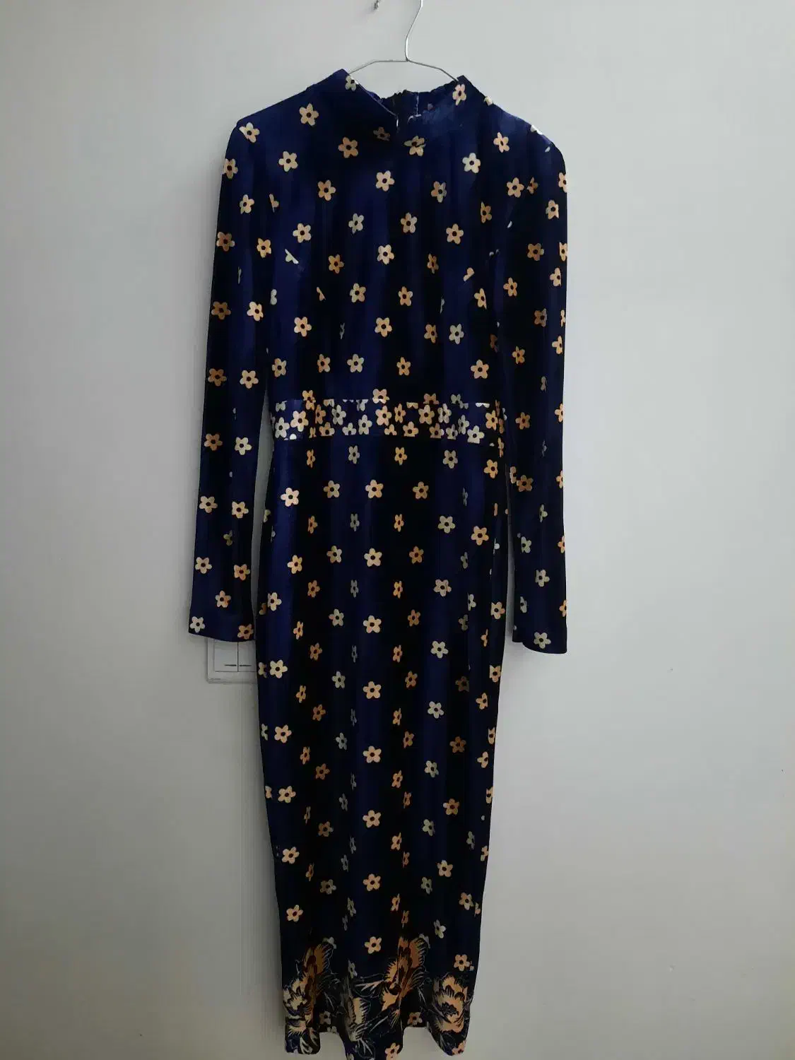 لباس زنانه|لباس|تربت جام, فاز ۳ فرهنگیان|دیوار