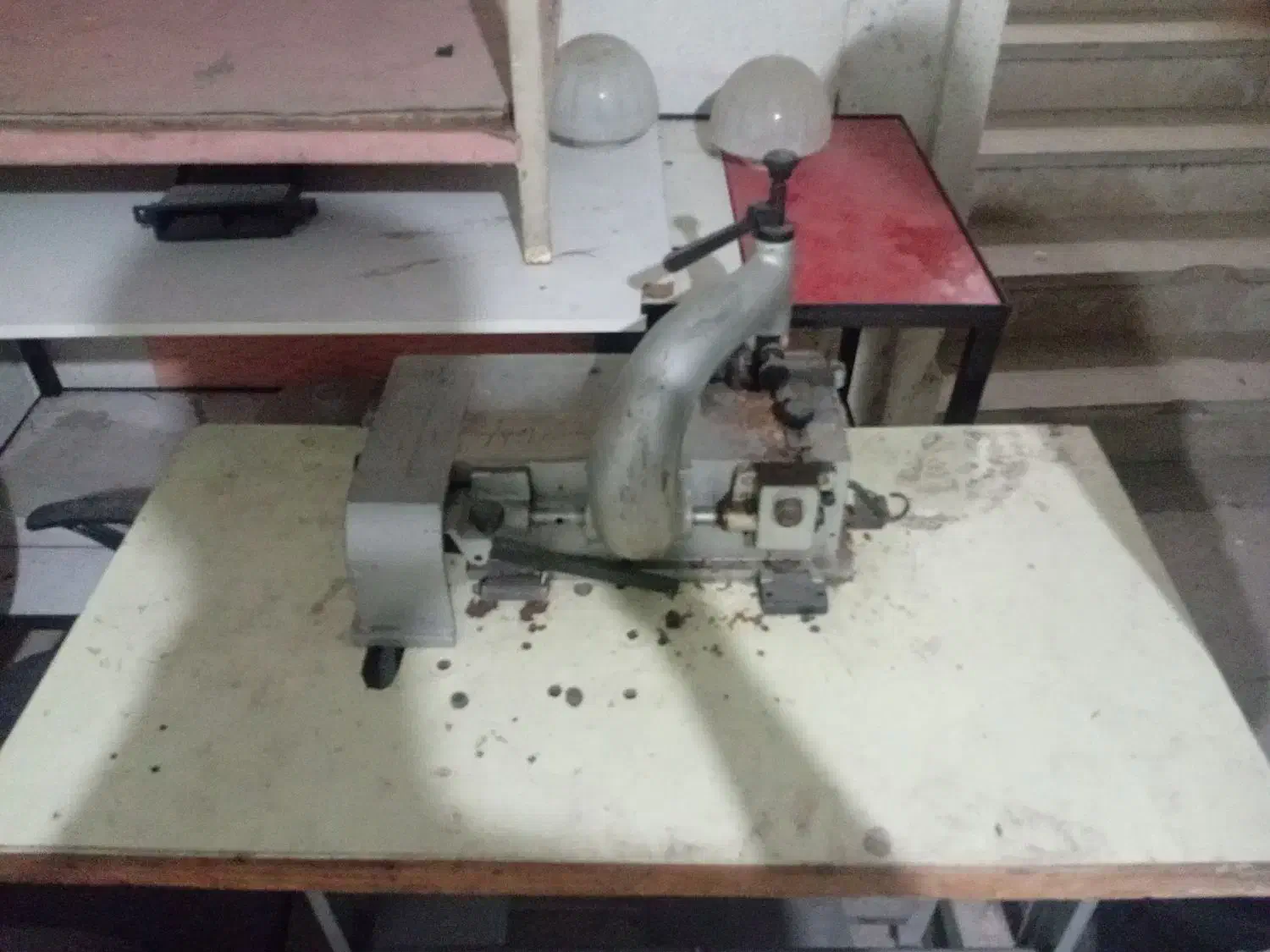 لیویس چرم|ماشینآلات صنعتی|ملارد, |دیوار