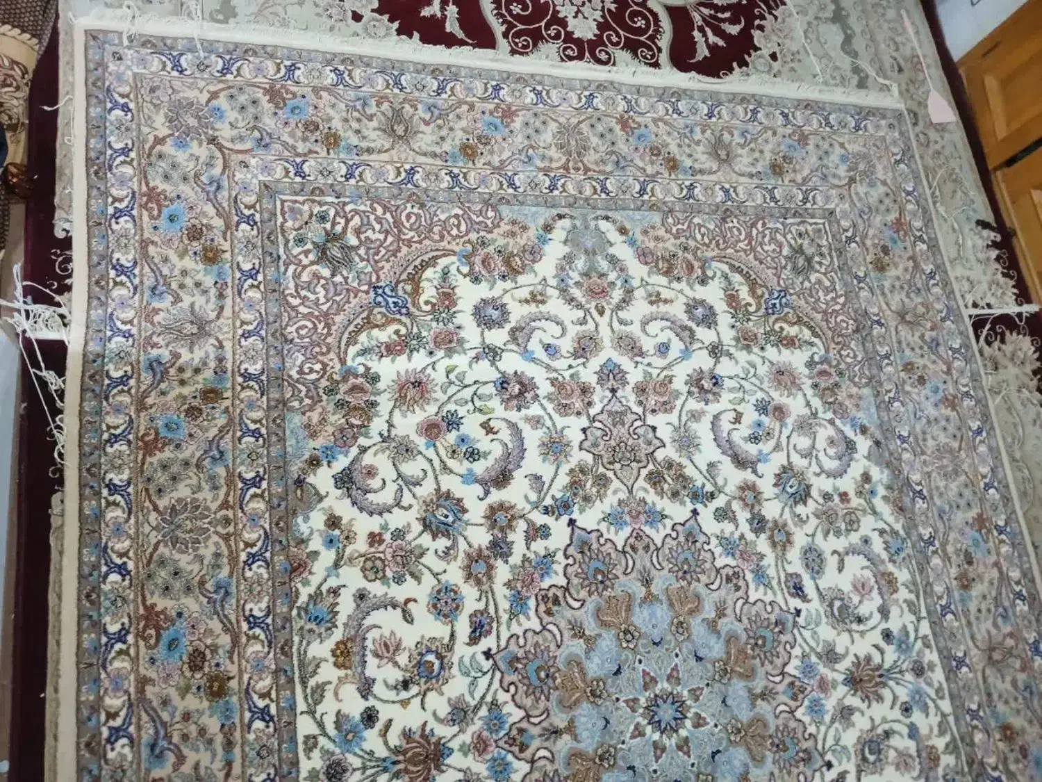 فرش دستبافت  نایینی ۹ متری|فرش|خمینی‌شهر, |دیوار