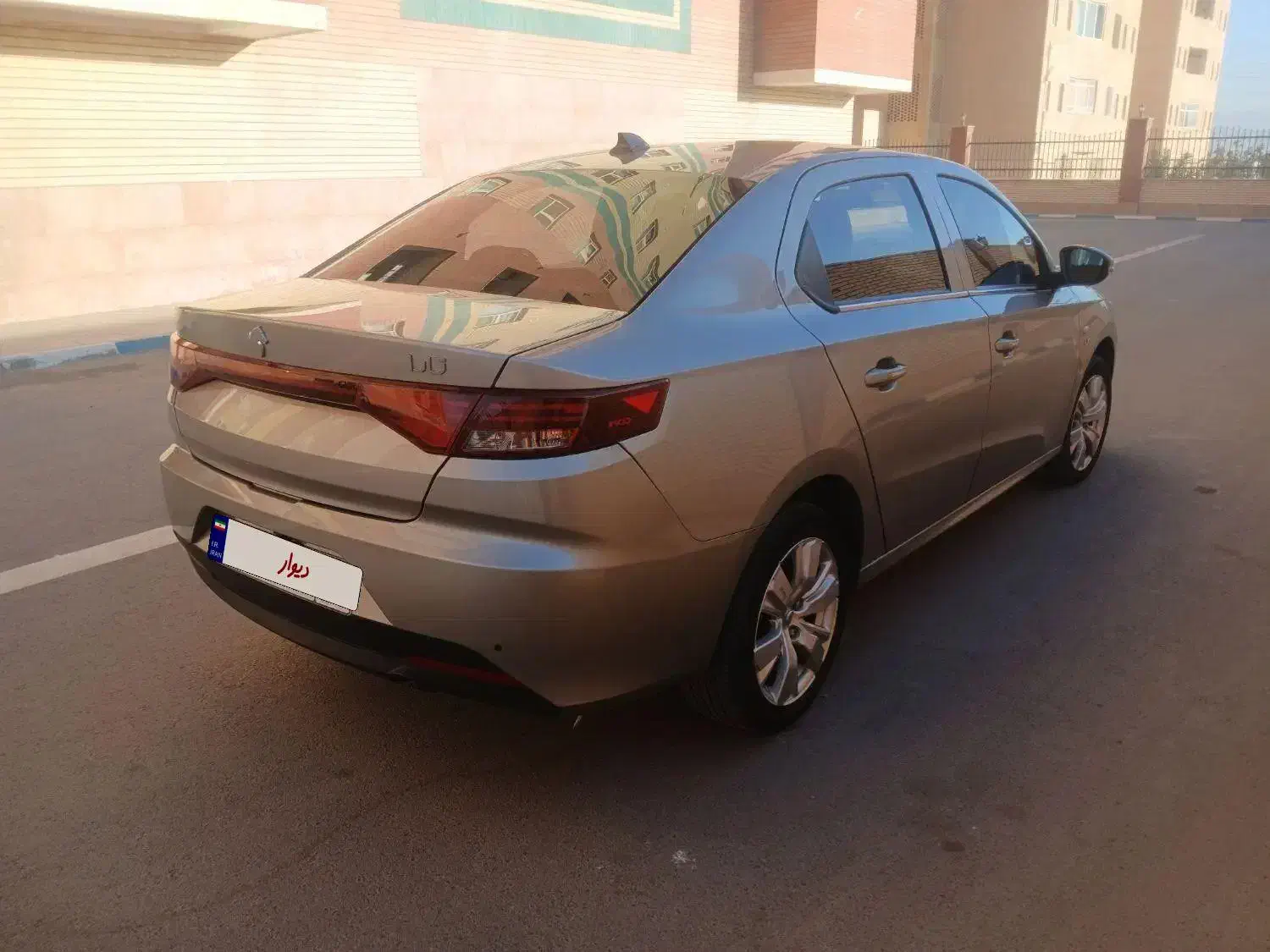 تارا اتوماتیک v4 403 رنگ تیتانیوم خاص|خودرو سواری و وانت|یزد, |دیوار