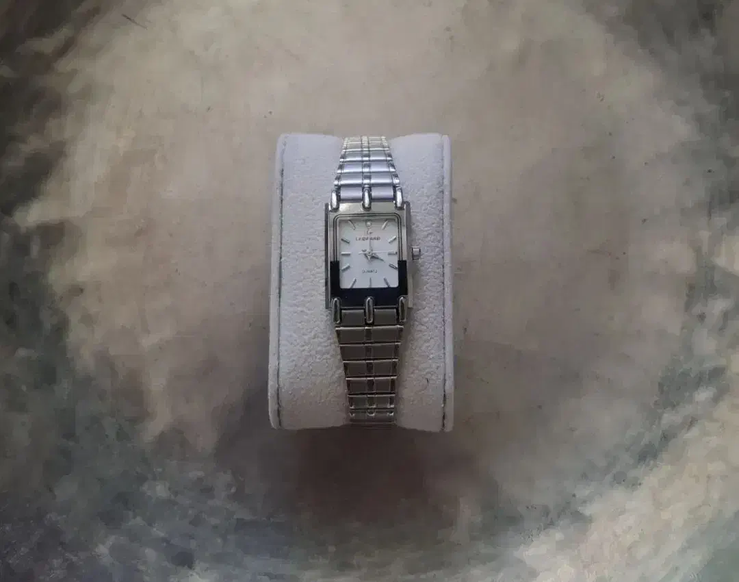 ساعت زنانه|ساعت|بومهن, |دیوار