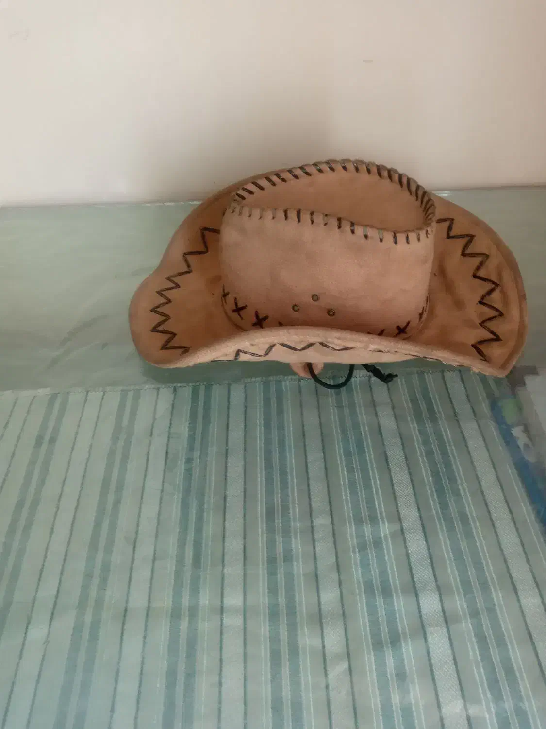 سماوربرقی کوچک.کلاه کابو.دکوری برج ایفل|ظروف پخت‌وپز|پرند, فاز ۵|دیوار