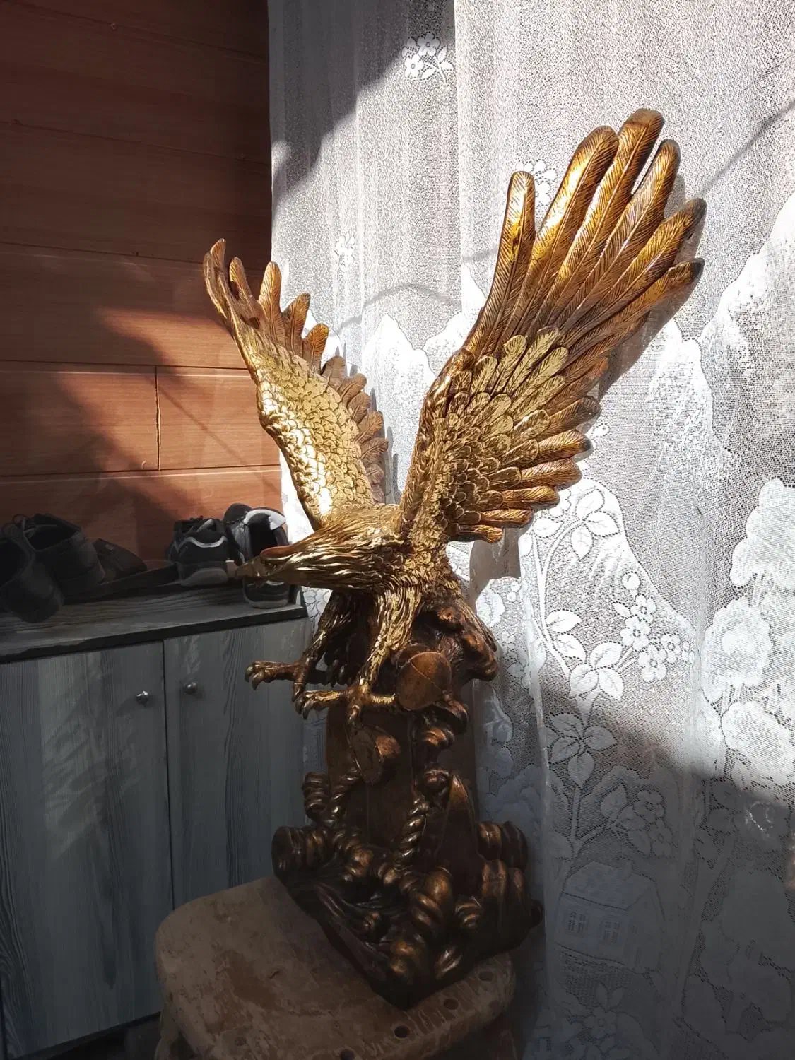 مجسمه عقاب طلایی|مجسمه، تندیس، ماکت|مشهد, بهمن|دیوار