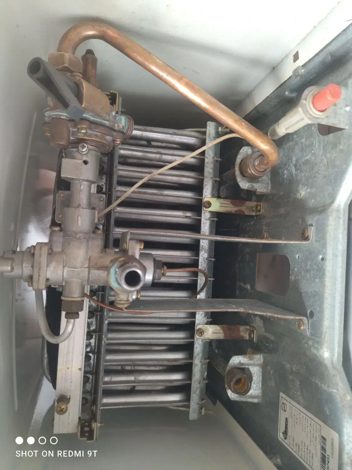 آبگرمکن مدل  ۳۱۱۵وسایل همه موجوده بدون مبدل|آبگرمکن، پکیج، شوفاژ|رشت, شهرک صبا|دیوار