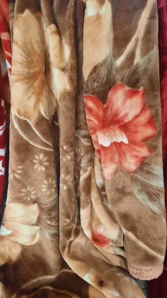 پتو یک نفره|رختخواب، بالش، پتو|اهواز, کیانپارس |دیوار