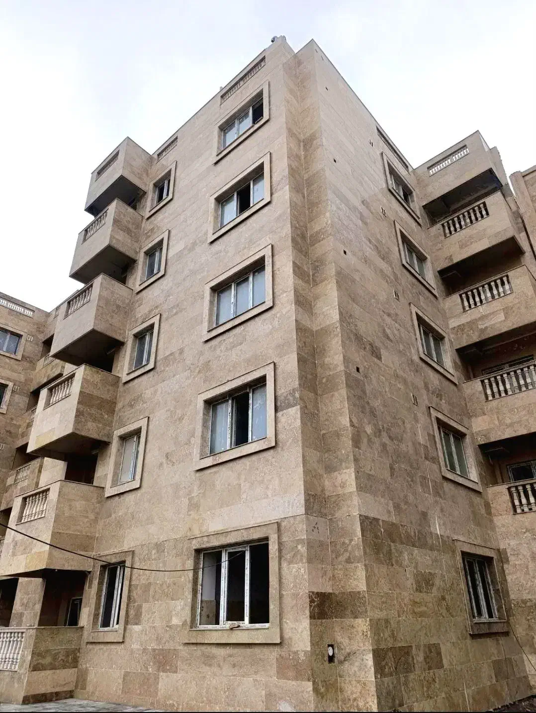 فروش آپارتمان نو ساز در گلبهار . سه واحدی|فروش آپارتمان|گلبهار, شهر جدید گلبهار|دیوار