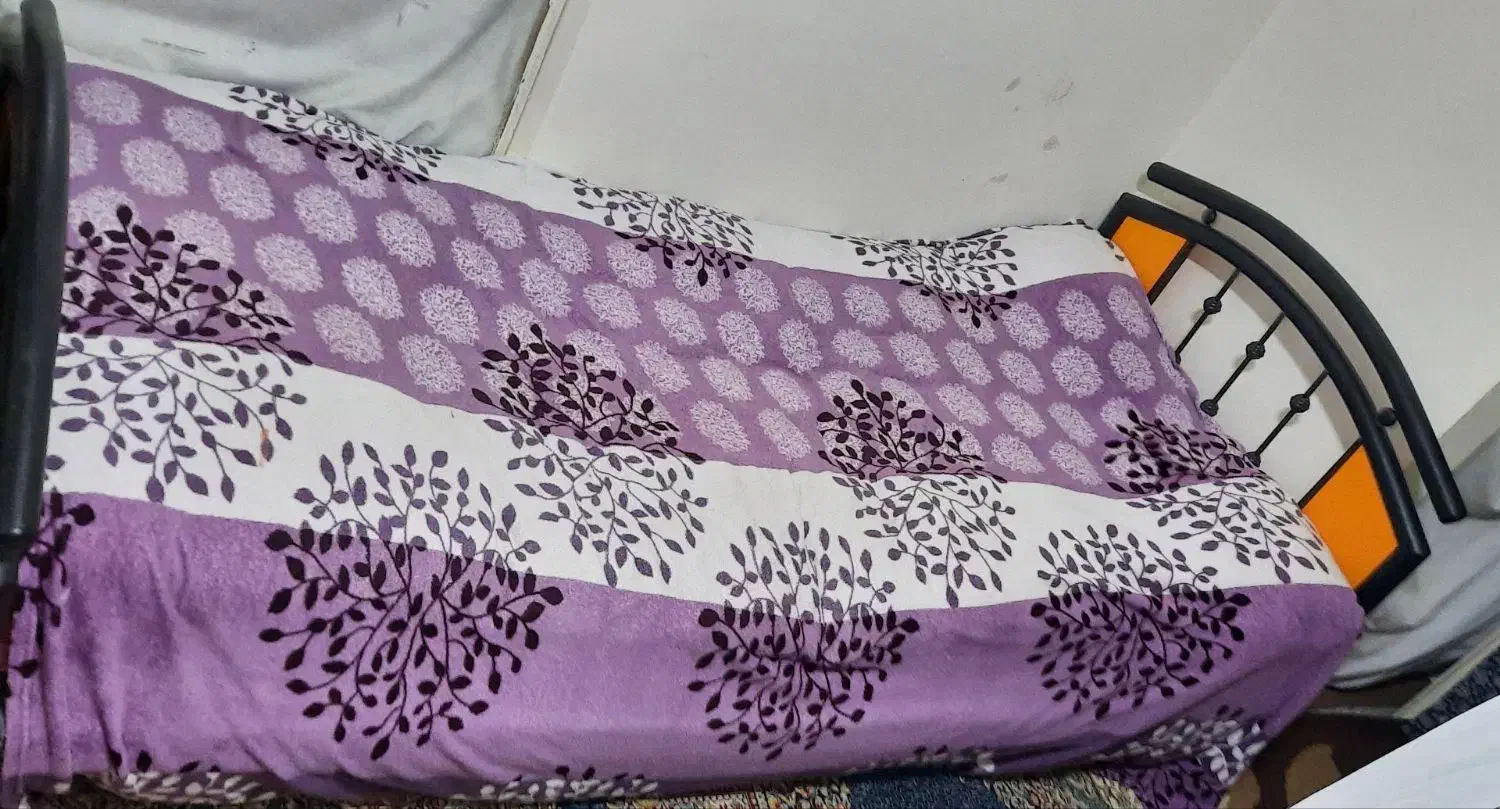 تخت یک نفره|تخت و سرویس خواب|مشهد, الهیه|دیوار