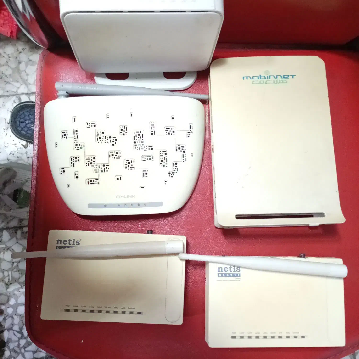 تلفن سیمی و بیسیم و مودم|مودم و تجهیزات شبکه|اراک, |دیوار