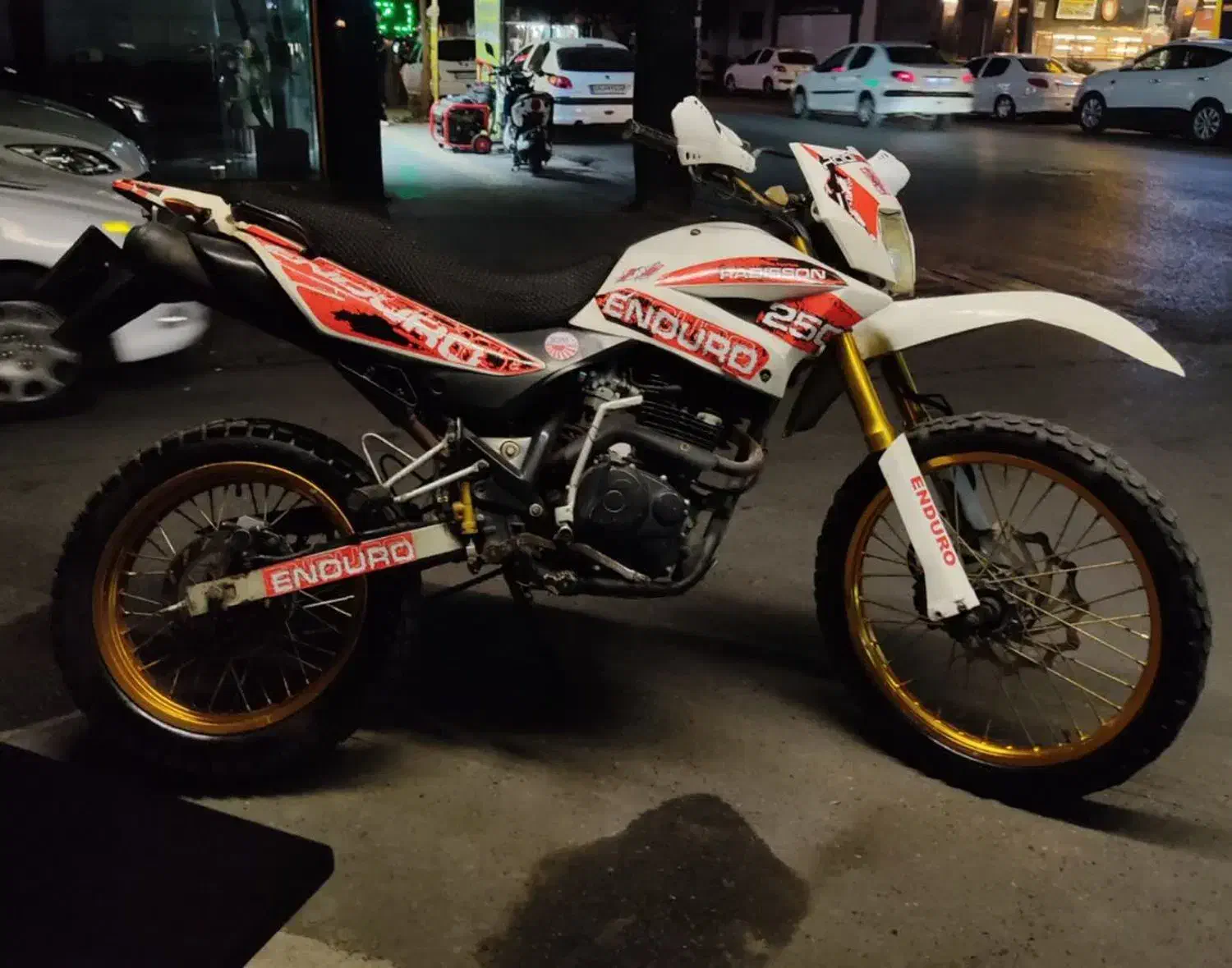 تریل رادیسون ۲۵۰|موتورسیکلت|ساری, |دیوار