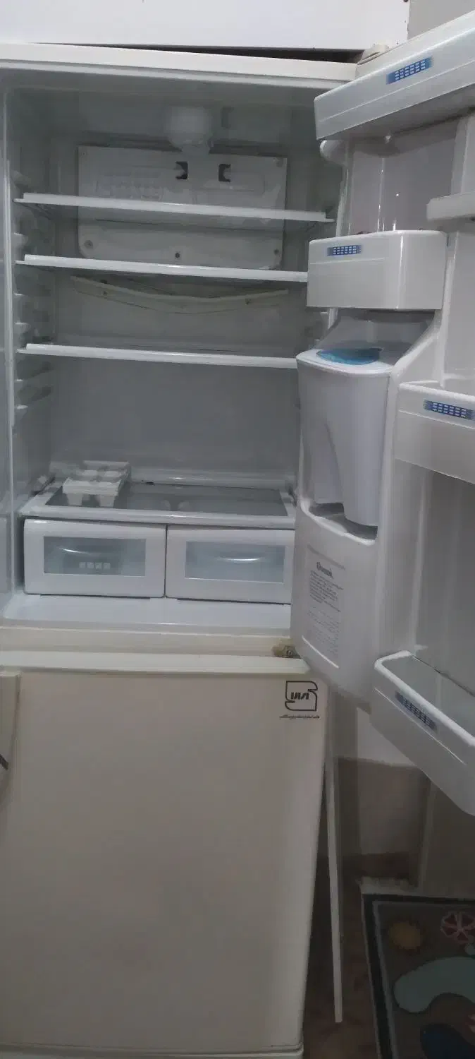 یخچال|یخچال و فریزر|شازند, |دیوار