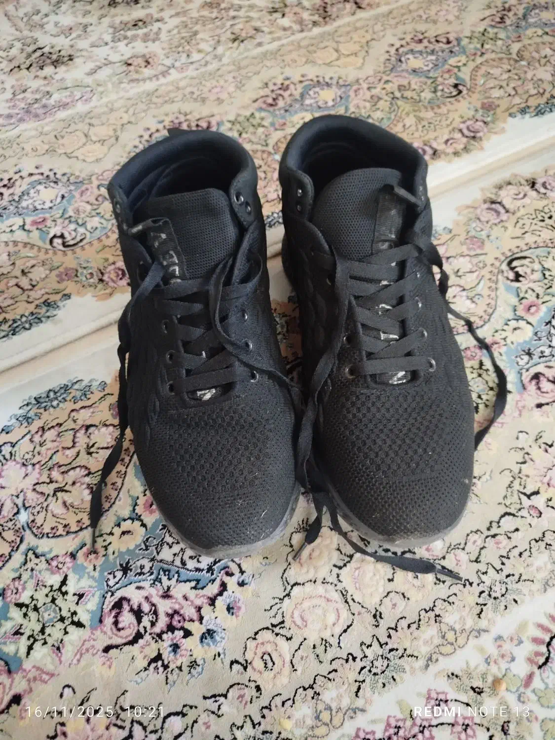 کفش کتونی|کیف، کفش، کمربند|گرگان, |دیوار