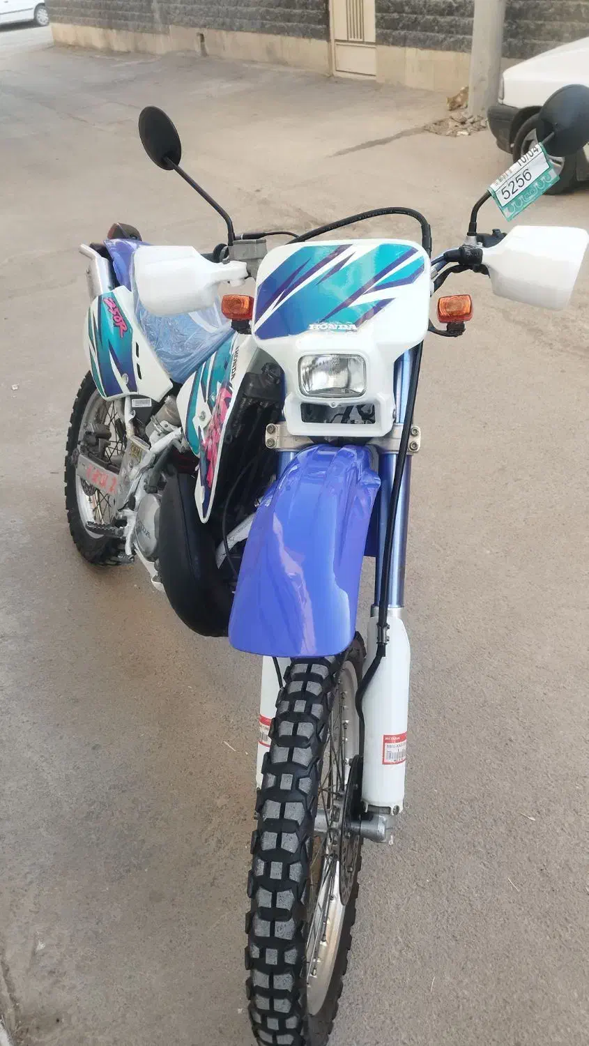 سی ار ام CRM سی بی 1300 دی تی|موتورسیکلت|اصفهان, آفاران|دیوار