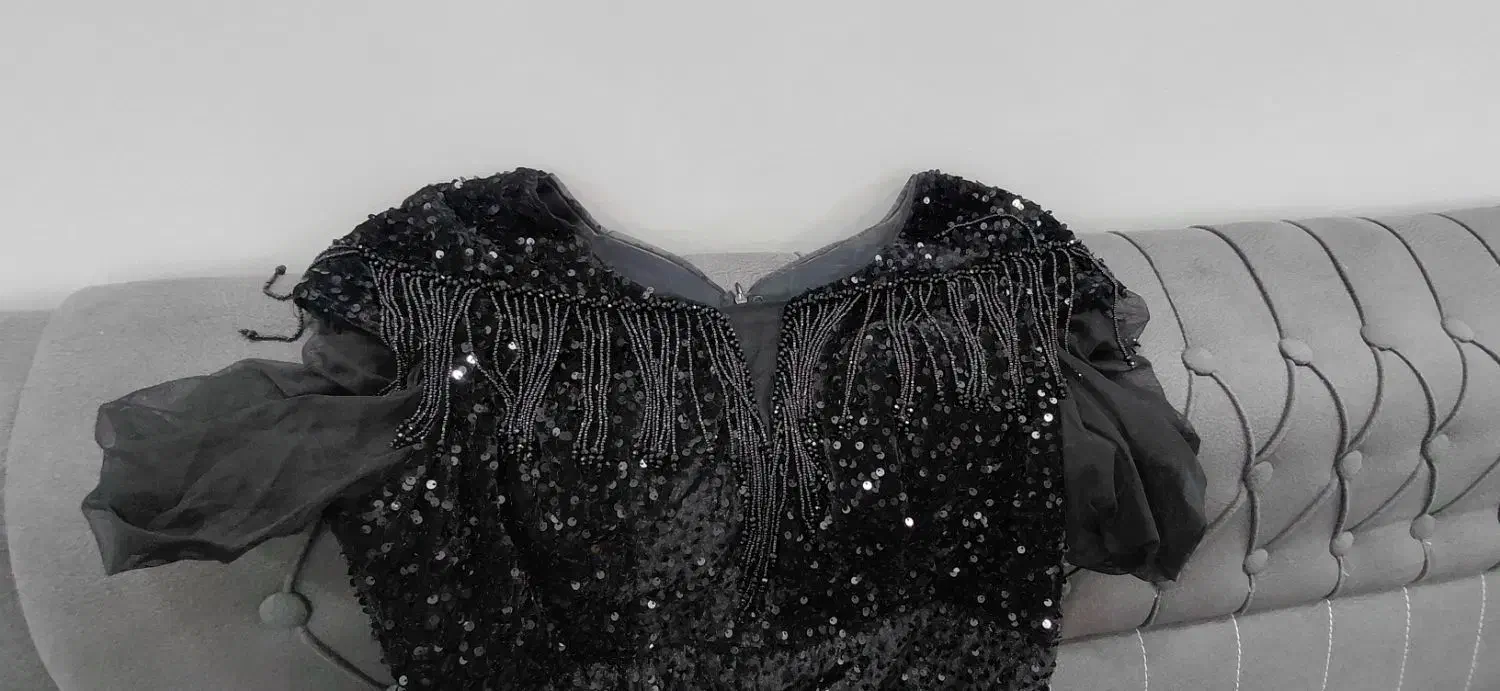 لباس مجلسی|لباس|شاهینشهر, فیض|دیوار