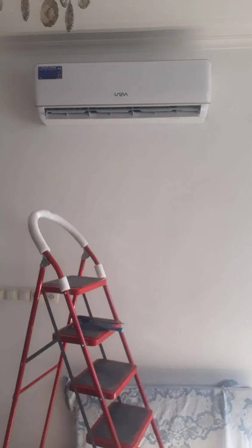 نصاب کولر گازی ، جابجایی ، لوله گذاری ، نصب کولر|خدمات پیشه و مهارت|تبریز, |دیوار