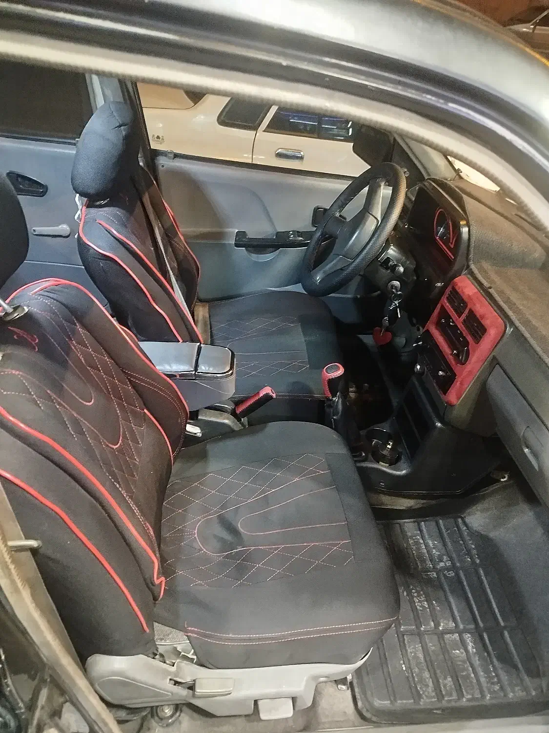 پراید مدل 83کاربرات|خودرو سواری و وانت|لنجان, |دیوار