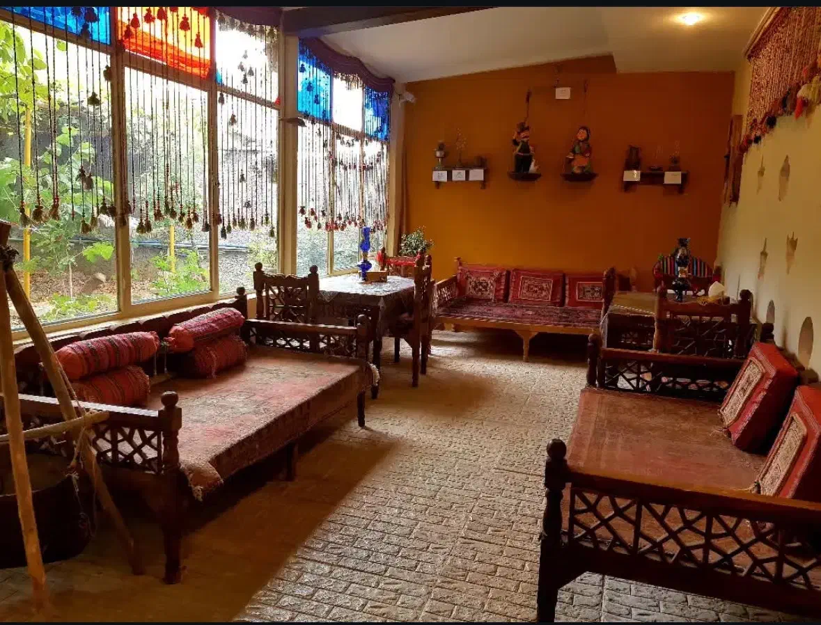 استخدام دائم خانم و آقا برای اقامتگاه|استخدام سرایداری و نظافت|دماوند, دماوند|دیوار