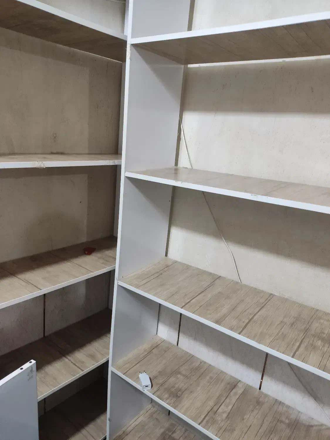 قفسه ایستاده|فروشگاه و مغازه|خورموج, |دیوار