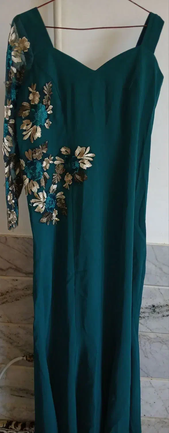 مجلسی|لباس|شیروان (خراسان), |دیوار